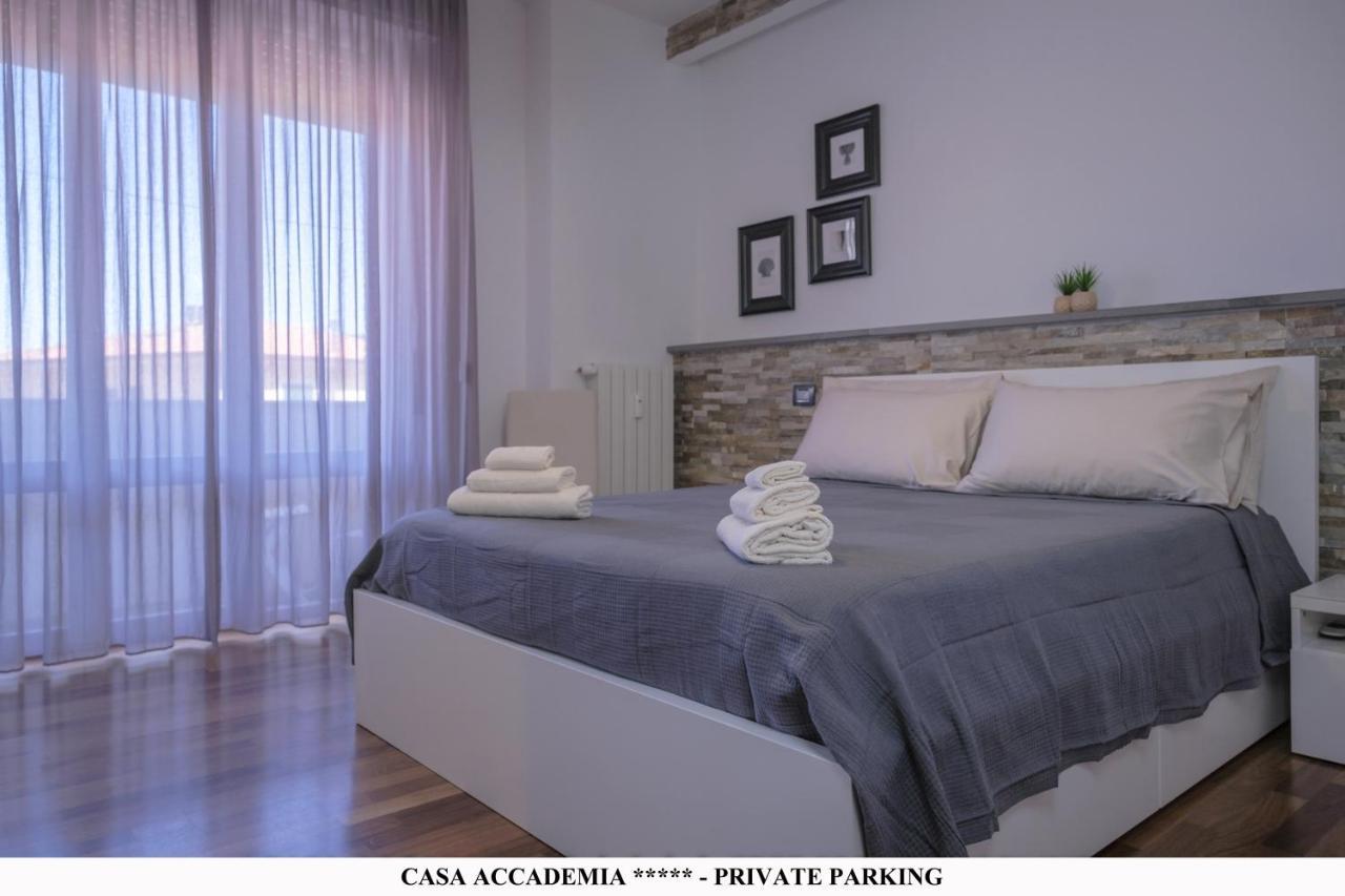 דירות ליבורנו Elegante Casa Accademia ***** - Private Parking מראה חיצוני תמונה